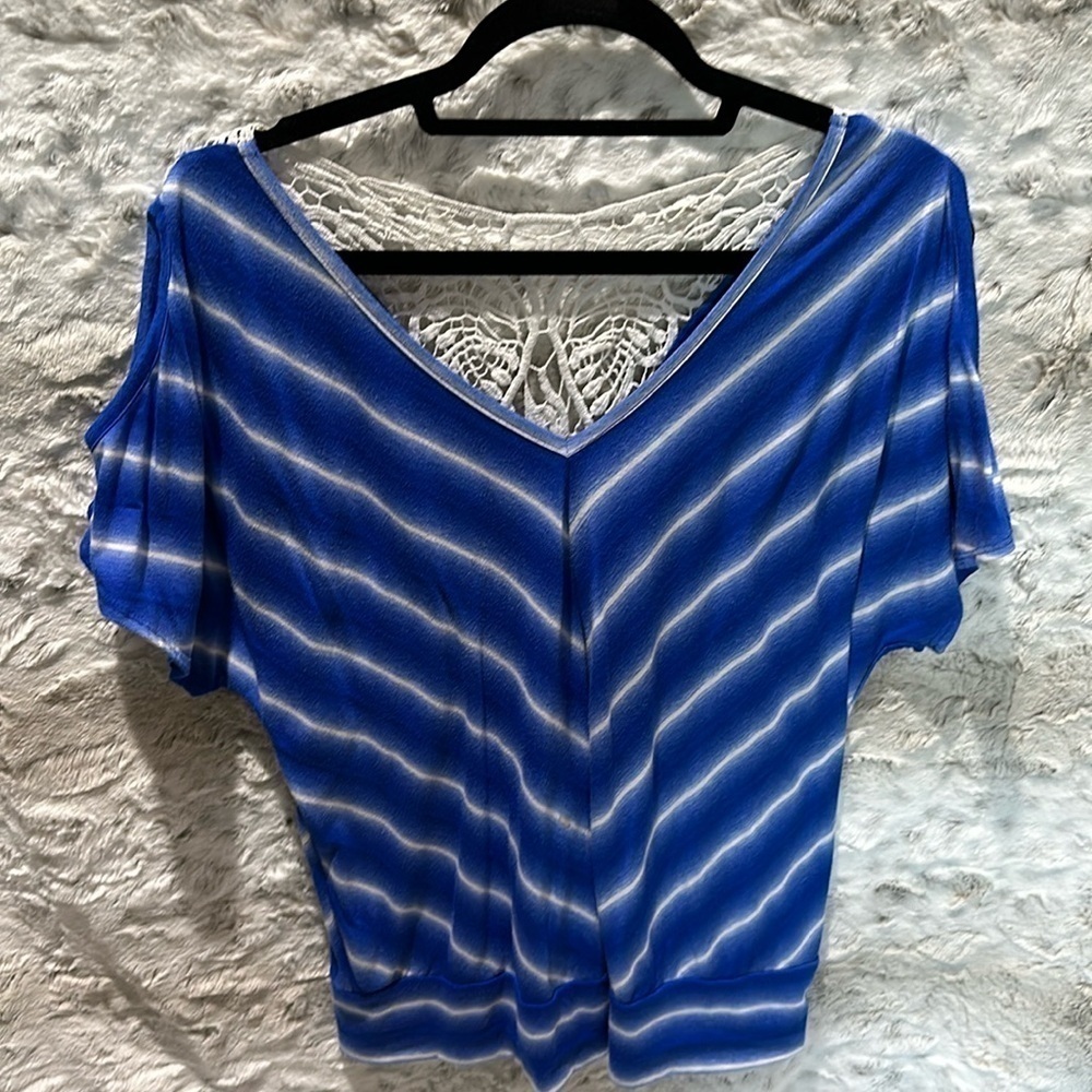 AGB Cold Shoulder Top With Crocheted Back